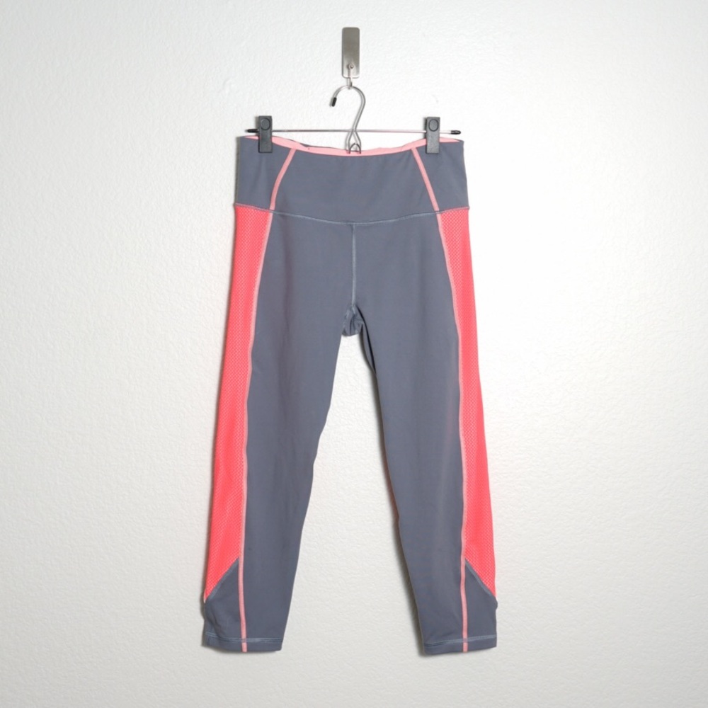 Victoria Secret VSX Knockout Capri Medium
